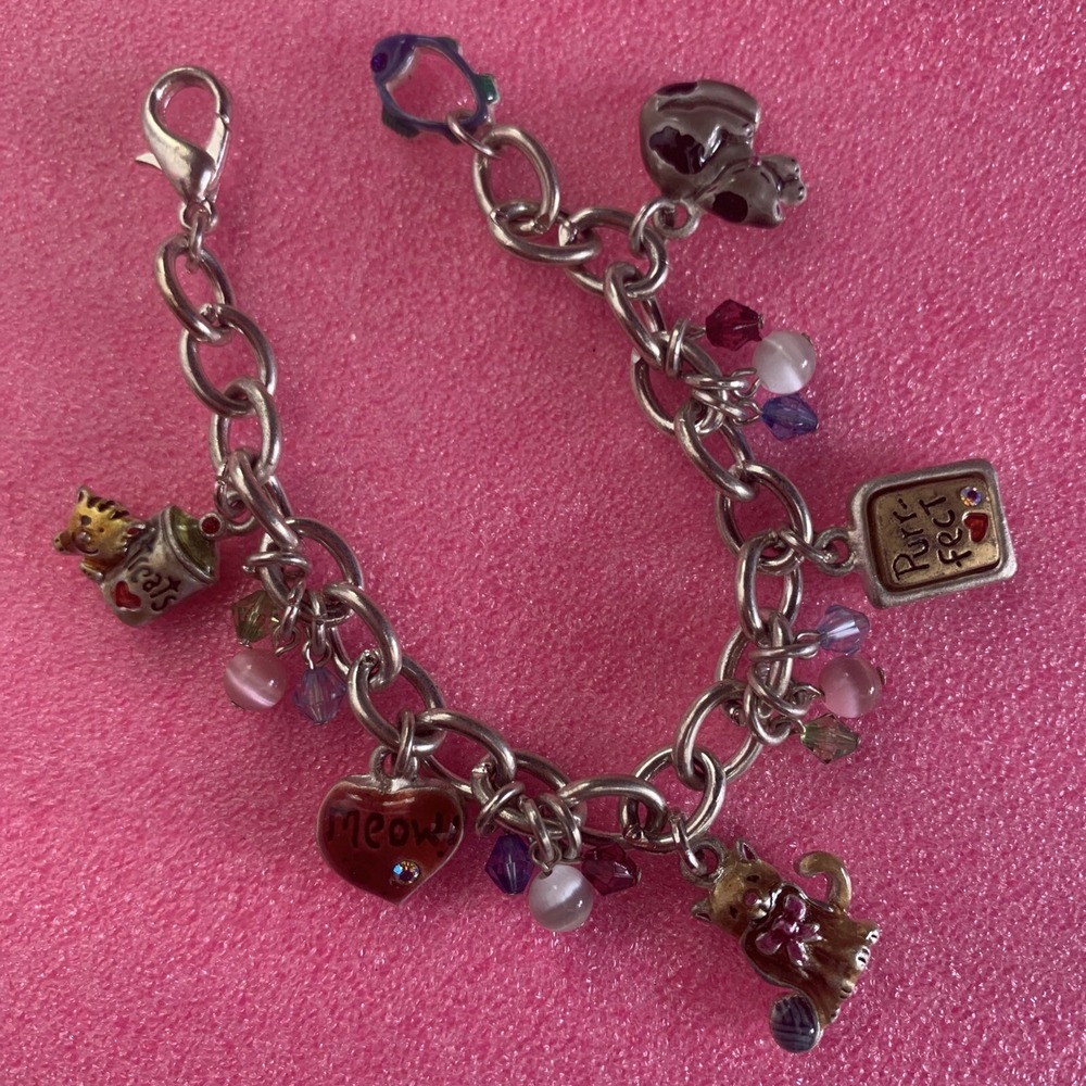 Vintage ajmc Kitty Cat lover treats purr-fect Meow charm bracelet Rare
